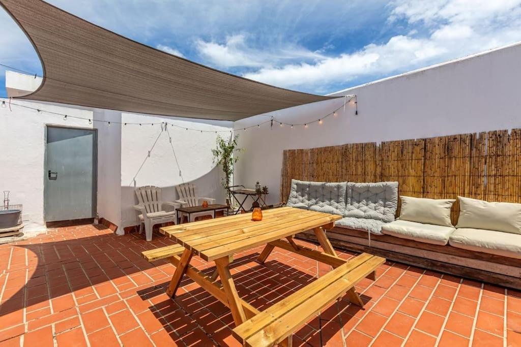 En La Calle Principal Con Solarium. Appartement *